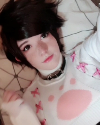 Enafox珍藏合集:226P图片与42个视频,2.23G精彩内容,百度盘解压秘籍大揭秘!