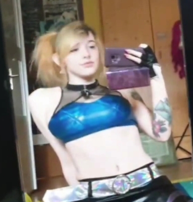 Enafox珍藏合集:226P图片与42个视频,2.23G精彩内容,百度盘解压秘籍大揭秘!