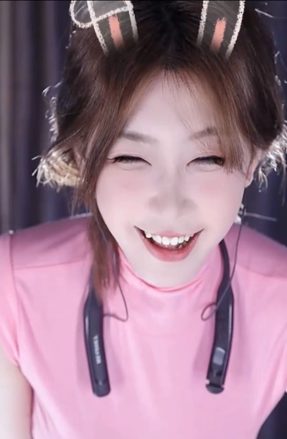 周丽淇主播《海棠棠2无罩凸点凸点》,文件大小2.3G,时长55分钟,21V视频全收录!