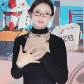 网友的关注和支持。如果你也是抖y的粉丝,或者对这个霸王兽合集感兴趣,不妨来下载一下吧!这个合集在百度盘上,视频大小为23v+3.89g,让你尽情享受抖y带来的精彩内容!