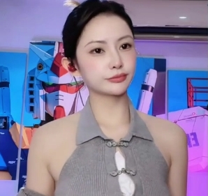 网友的关注和支持。如果你也是抖y的粉丝,或者对这个霸王兽合集感兴趣,不妨来下载一下吧!这个合集在百度盘上,视频大小为23v+3.89g,让你尽情享受抖y带来的精彩内容!