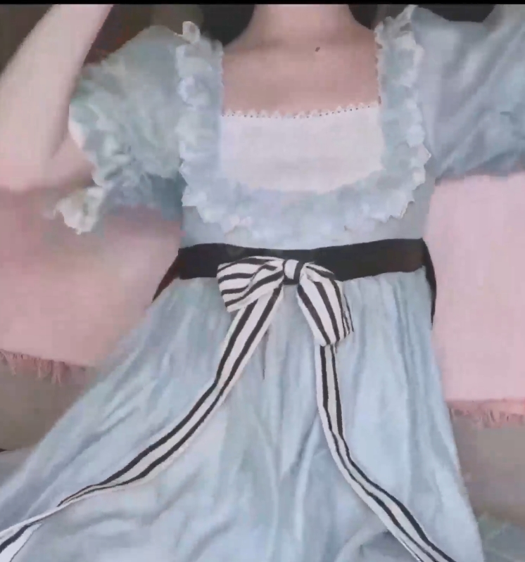 福利姬+全世界最好的酒+52v13g