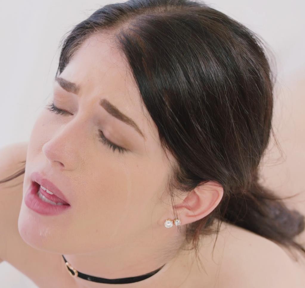 超嫩白人奋战黑佬！1V2.3G，颜值棒棒糖！