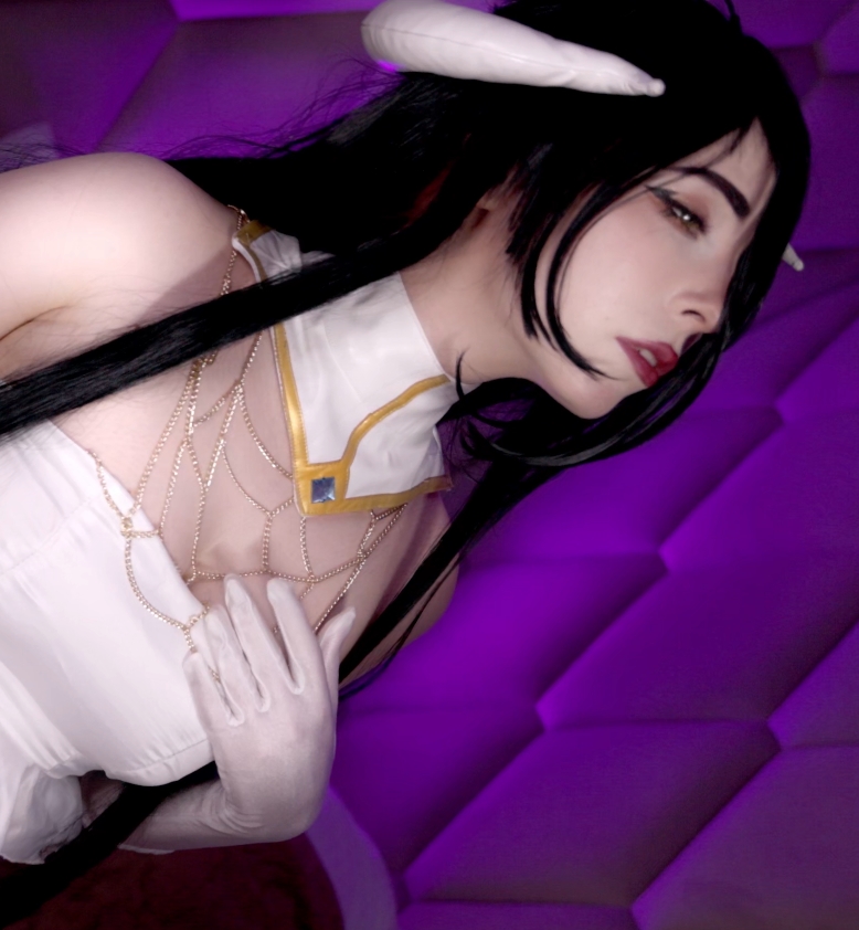 女神CoserMollyRedWolf合集105V145G补充ED2K链接