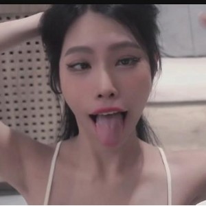 继妹翻拍小哥哥玩偶剧情合集1V796M，抄袭P站网红，清理下水道