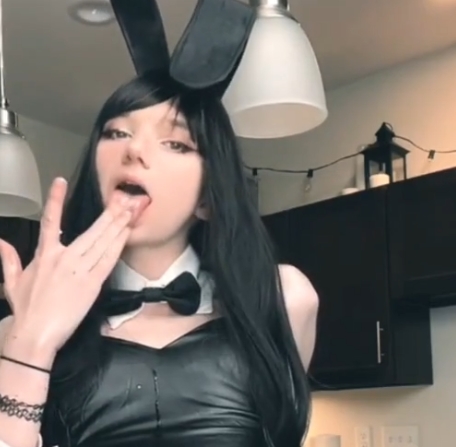 外国百度盘伪娘femboylunluns剪辑合集1V447M，自产自销，释放自吸