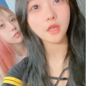 百度互动定制童颜大罩杯miko最新合集41V9.1G，收藏104