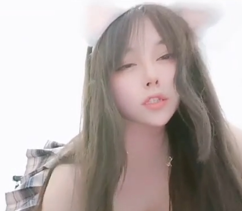 百度互动定制童颜大罩杯miko最新合集41V9.1G,收藏104