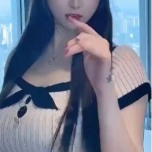 斗鱼直播软妹小九九微密圈付费私拍48V377M，精彩内容尽在百度云