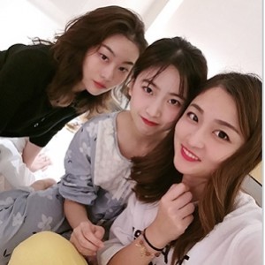 反差婊百度盘甜美女神最新合集2V26P928M，30天有效免费打包