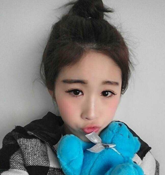 转载百度盘拜金学妹SM互动合集11V837M，金主束缚指教