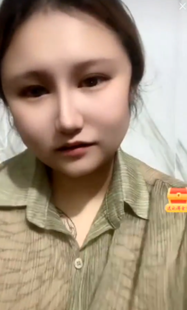 快手主播吊钟大罩杯妹子坨坨最新合集18V140M，放飞自我揉揉