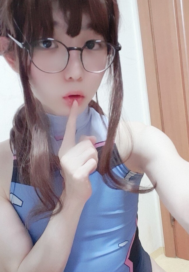 韩国伪娘Ywzzz福利合集825V59.3G,百度ED2K收藏