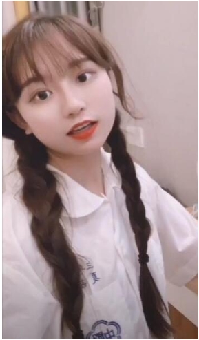 某推高人气女神李炜优质佳作合集10V2G，经典与新作齐聚