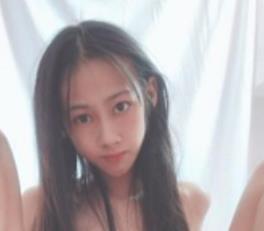 推特自我安慰合集313MB，女神江可爱化妆前后黑历史互动视频