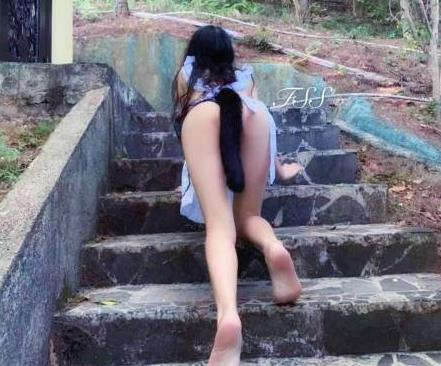 户外OnlyFans挑战冯珊珊最新合集168V22G，勇敢打野任务