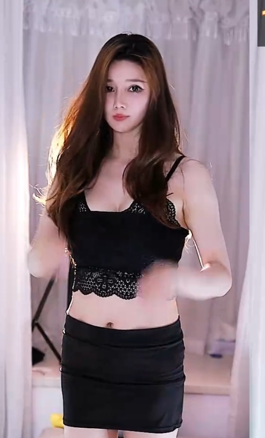 网易CC主播毒毒整理51部9.5G合集