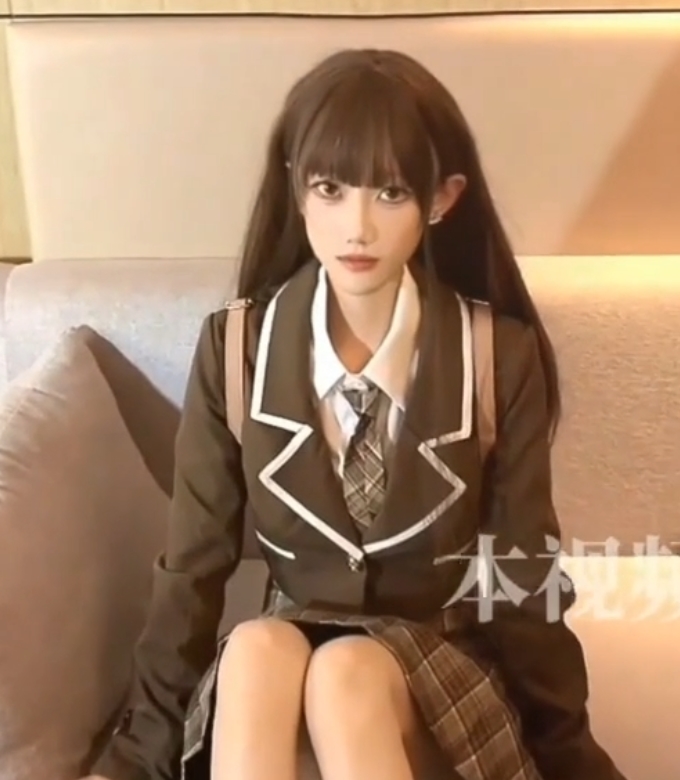 百度小鹿丢了自拍直播合集96.3G,长腿女神魅力无限