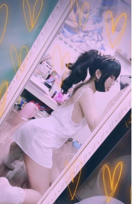 某推浮力姬（你夏总）稀缺绝版校花级美女主播合集77部1.5G，尺度极大