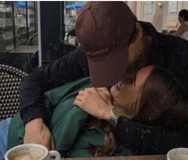 某推TheKinky_Couple欧美情侣9V2.6G口味重味合集