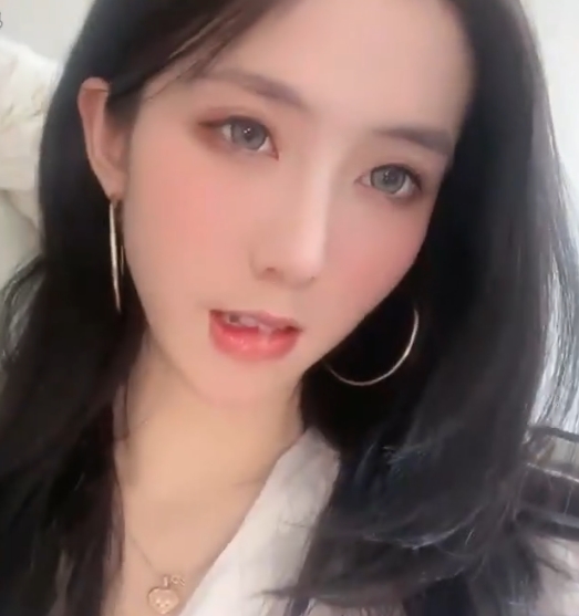 花椒鱼鱼不甜热舞合集15V4.54G太顶了