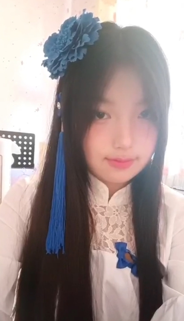 藤原yuki14.9Gcoser抖音网红反差合集275V劲爆收录