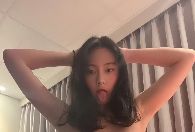 雪臀诱惑定制视频4部1.5G抖音网红