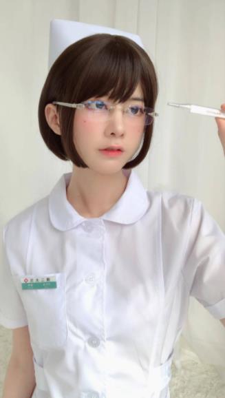 B站眼酱大魔王w绝版91套护士装COS33.8G珍藏版