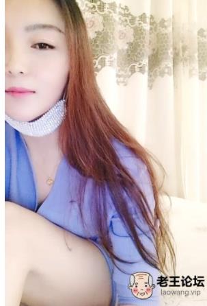 COCO私密直播珍藏版4部1.2G丸子头妻子