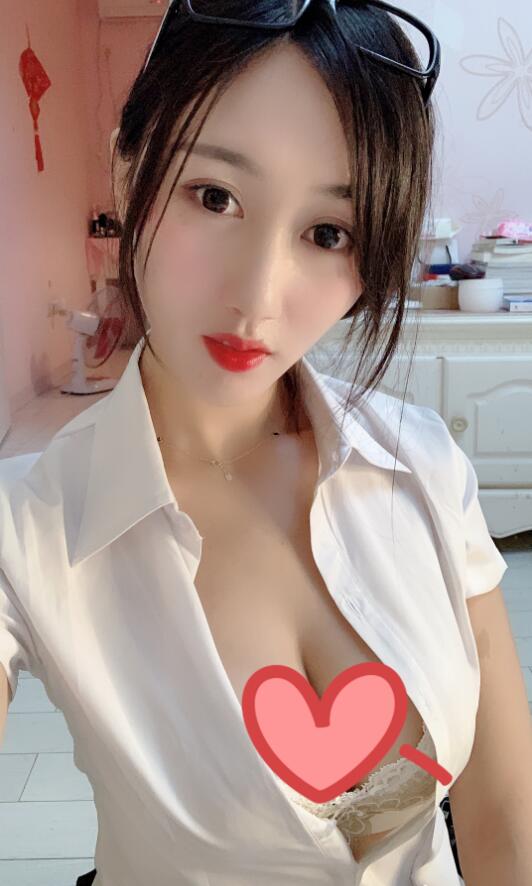 绝版资源小小玉酱定制福利合集88部50G珍藏版