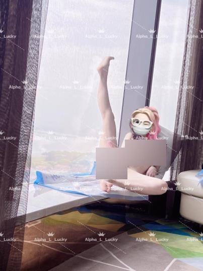 微博双人嫩模蜜臀榨桩合集7部2.92G绝绝子