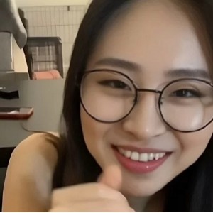 电报嘴艺私密群超清合集217部1.59G某房展示