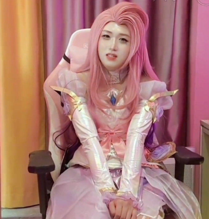 邢曦月TS圈舞蹈合集16.5G58部视觉盛宴