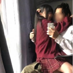 山楂树妹子JK少女三部曲超清版3v+200m推特绝对领域