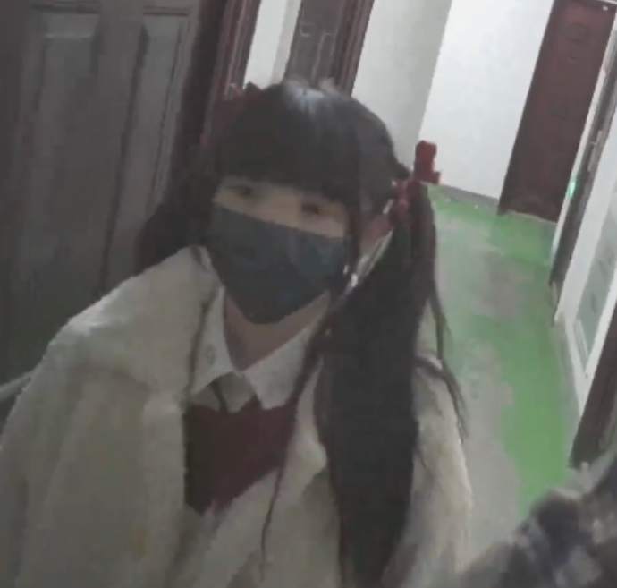 山楂树妹子JK少女三部曲超清版3v+200m推特绝对领域