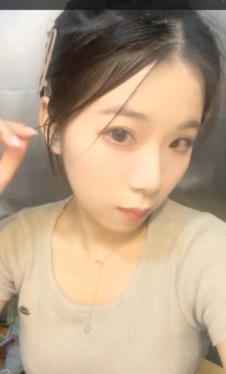 91小贝贝宿舍深夜互动合集40G太顶了