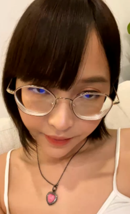 推特deerlong眼镜妹反差合集214V51.6G太反差了