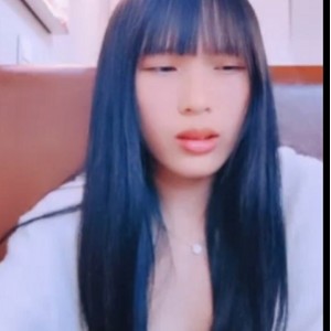 小乔释放玩具露球紧实合集户外主播7部9.33G内味十足