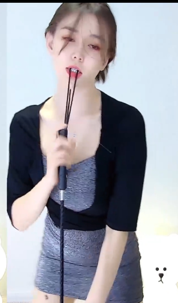 虎牙六感小狮子抖神秘热舞71部14.8G春光乍现