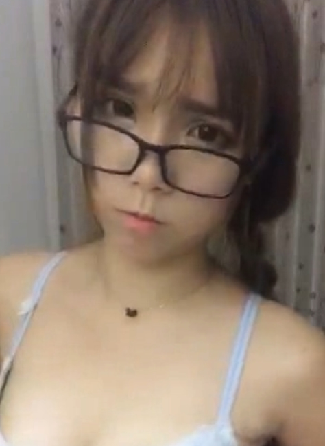 推特大鹿鹿劲爆视频60部14.2G太顶了