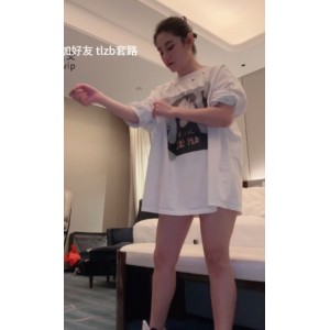 玩物楠熙直播绝密版1V情人节惹火特辑1G