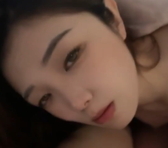 李佳琳孙M瑶某站舞蹈系私拍52部6G太丰满