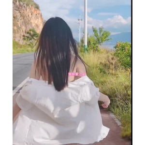 露娜Luna000推特户外展示232部17G太丰满了