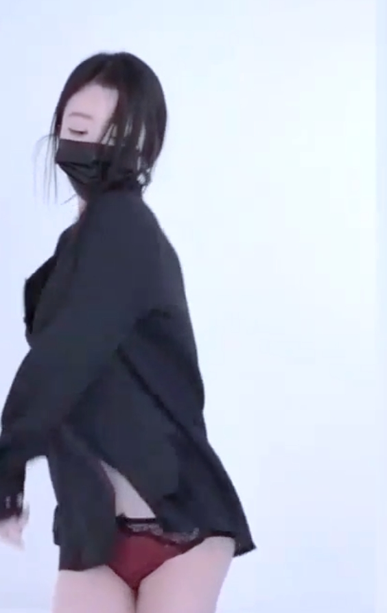 热舞女神抖球合集风情万种满分27部5.7G