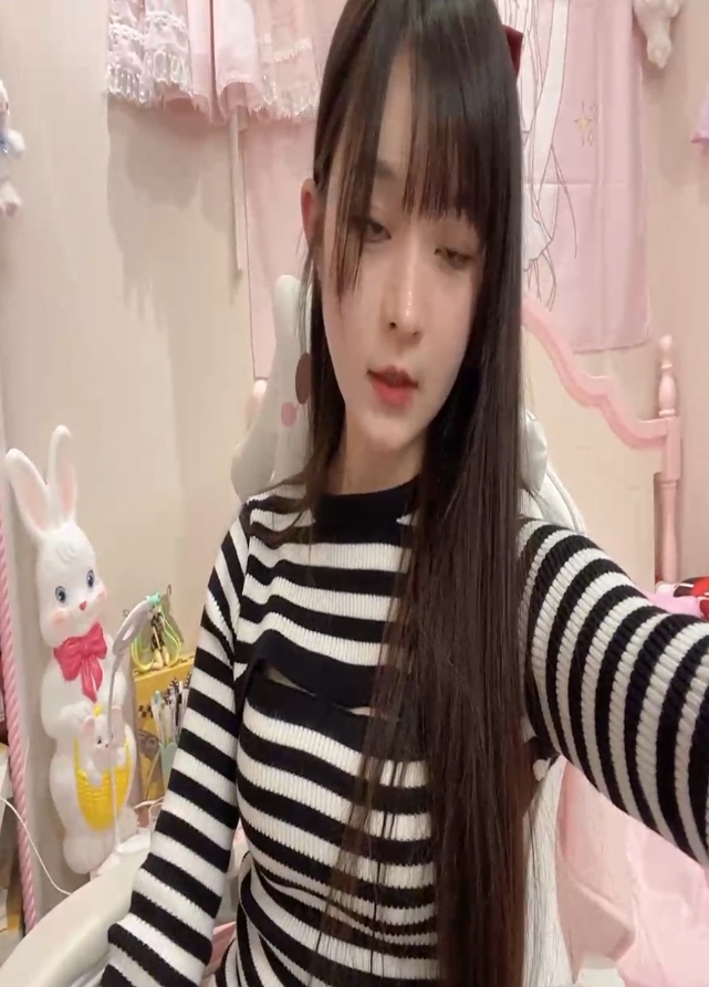 蔡小熊斗鱼私密视频56部13.3g珍藏版