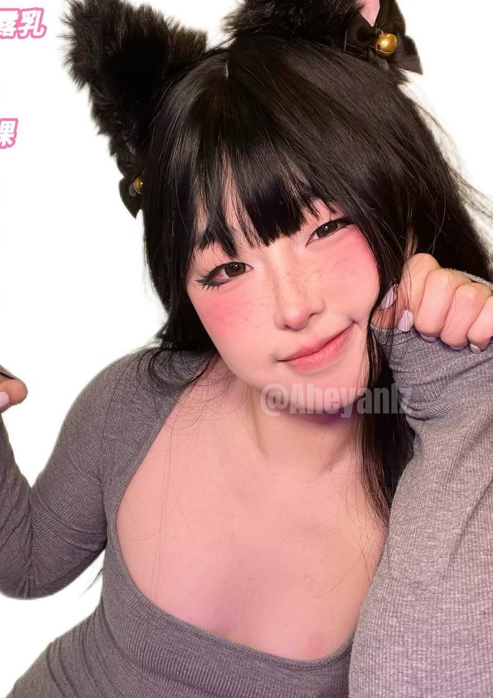 噗噗阿黑颜49部3.1G福利姬合集推特展示