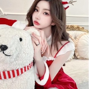 刘依依TS福利98V合集1.62G超诱人