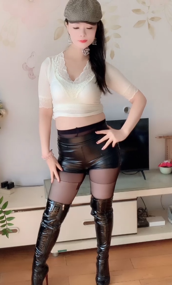 热舞淼淼快手合集15V541MB太撩人了