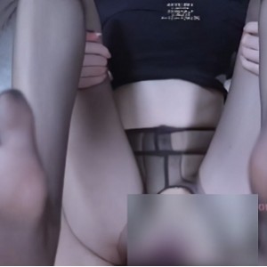 小桃至尊合集12.1G长视频互动资源88部推特反差博主