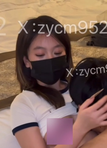 推特涡轮增压草莓绿帽情侣实录1V300M窒息play